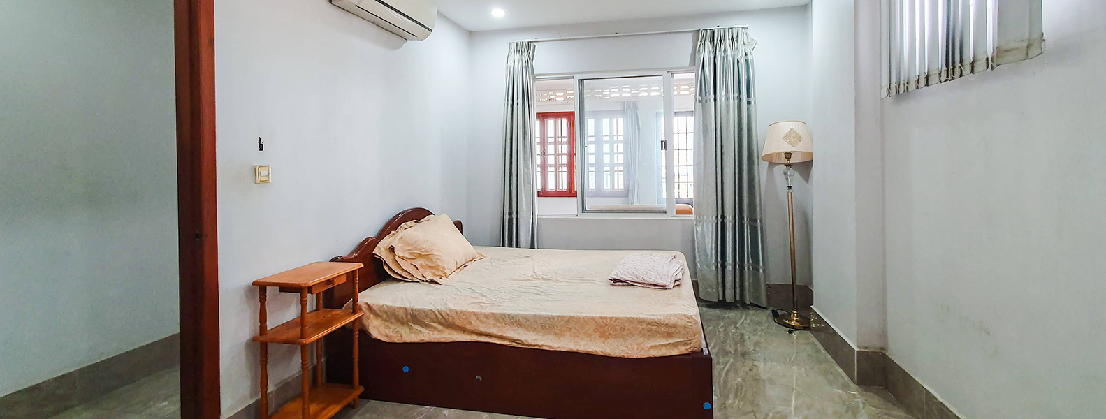 An Affordable, Furnished 2 Bedroom Apartment For Rent In BKK Area.