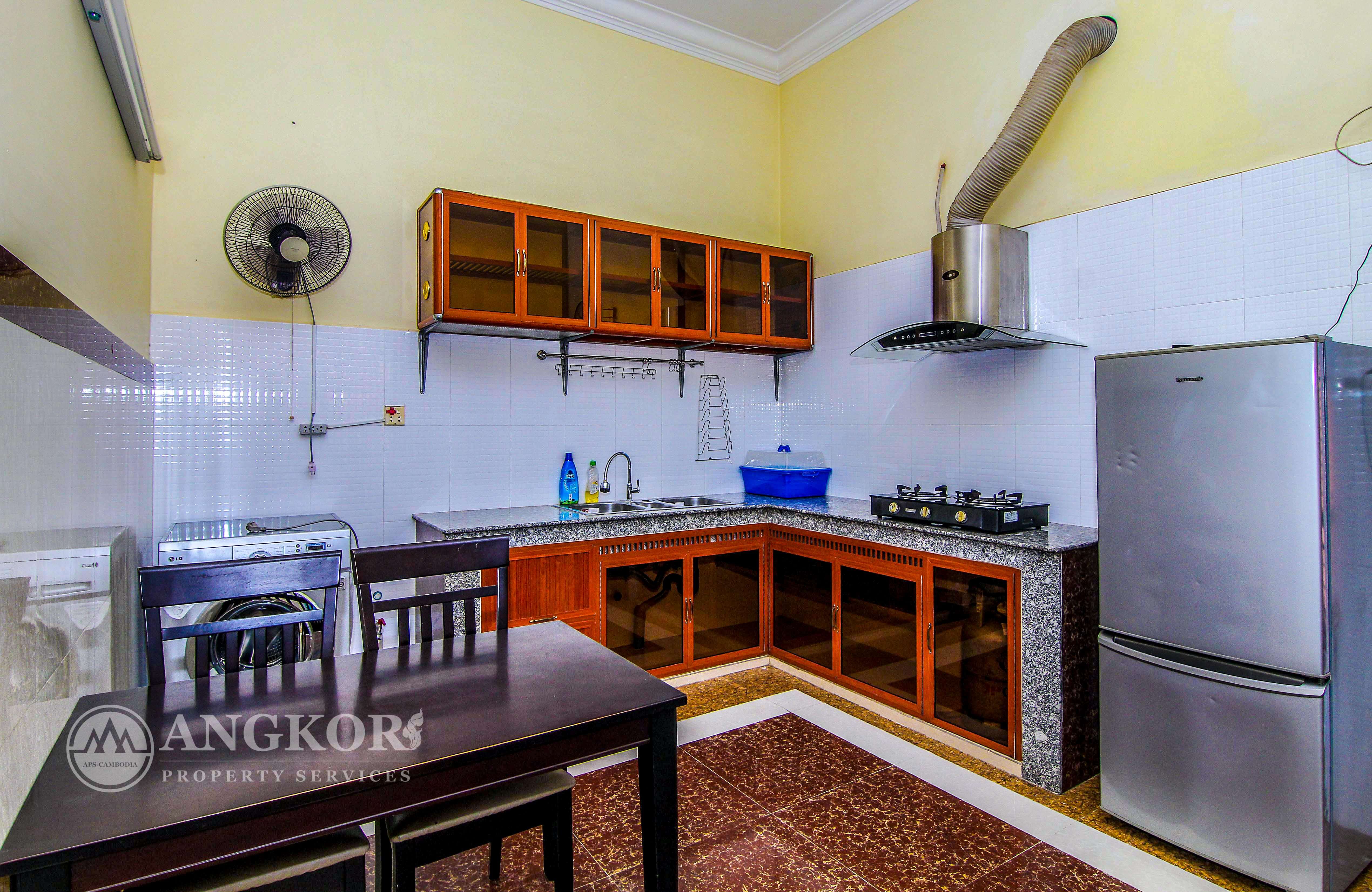 Affordable, furnished 2 bedroom townhouse for rent in BKK area.