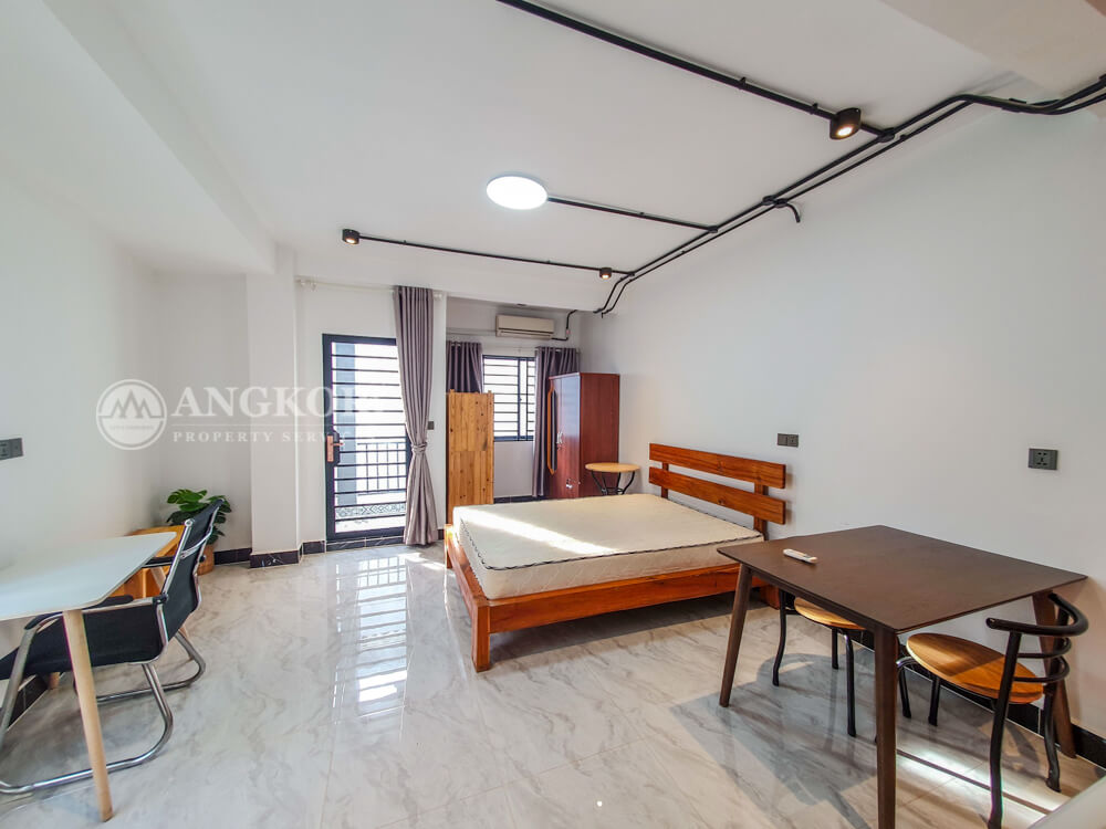 Newly Studio Room Apartment For Rent In Tonle Bassac Neighborhood.