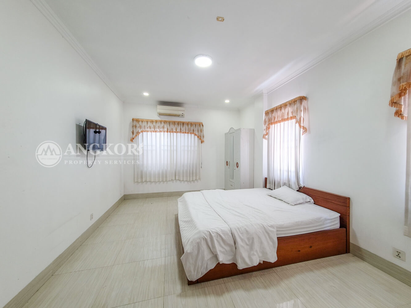 Beautiful And Spacious 1 Bedroom Apartment In Tuol Kork Area.