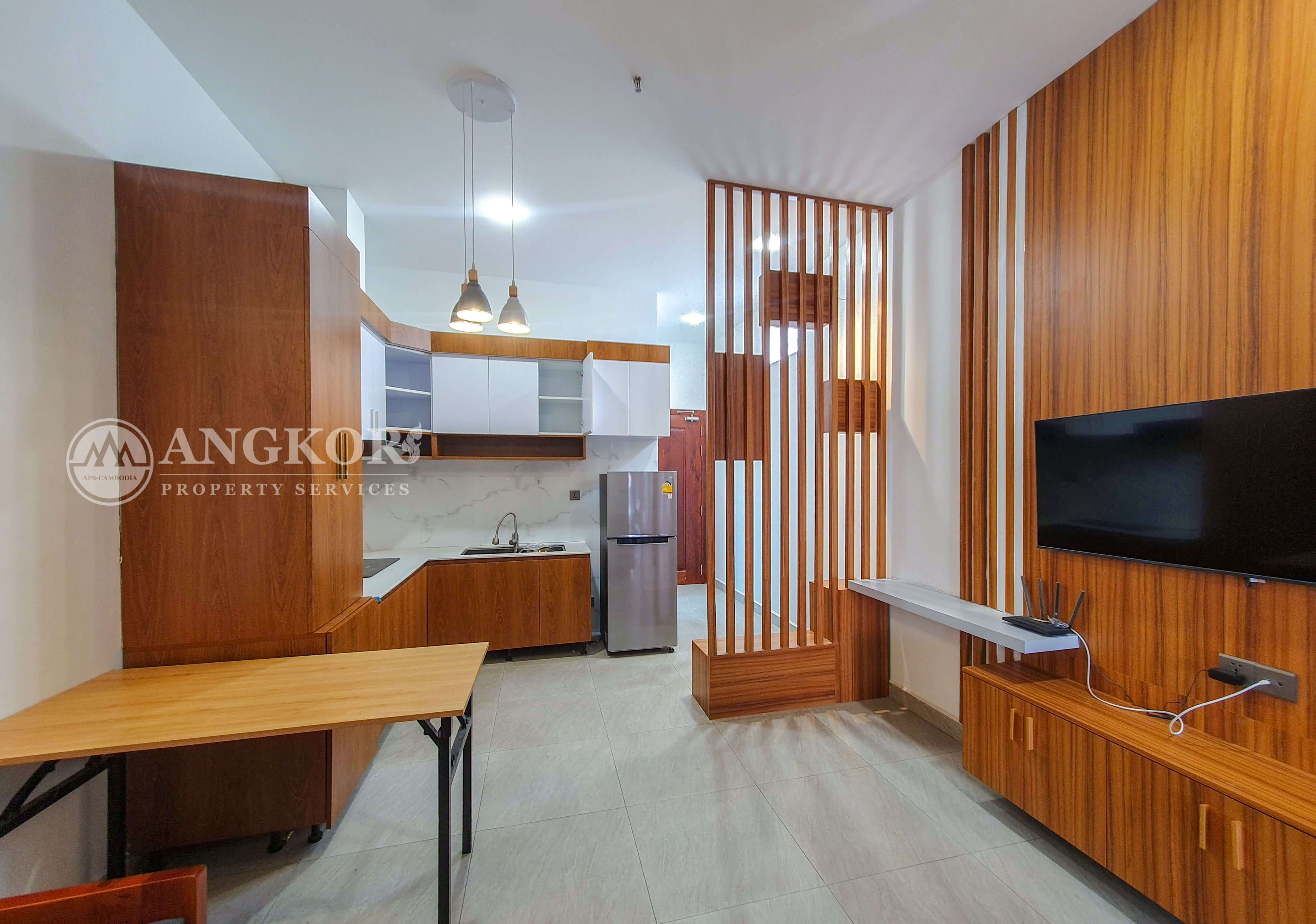 Stylish 1-Bedroom Apartment for Rent in Duan Penh, Nearby Central Market.